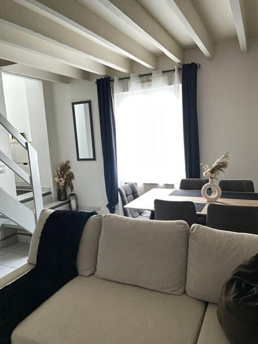 Superbe Duplex Cosy Apartment Reims Luaran gambar