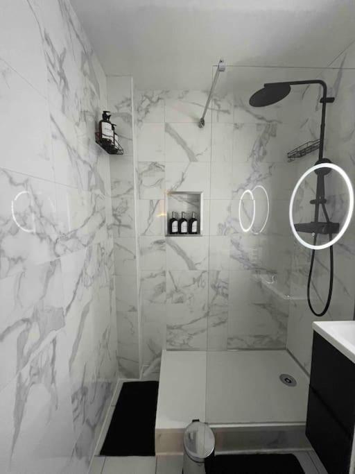 Superbe Duplex Cosy Apartment Reims Luaran gambar